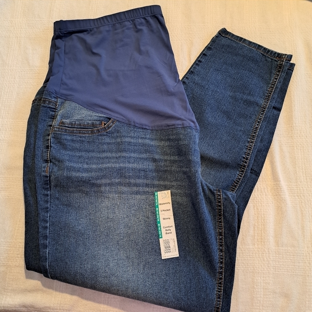Time & Tru women's size XL or 16-18 maternity jeans with comfort band, New